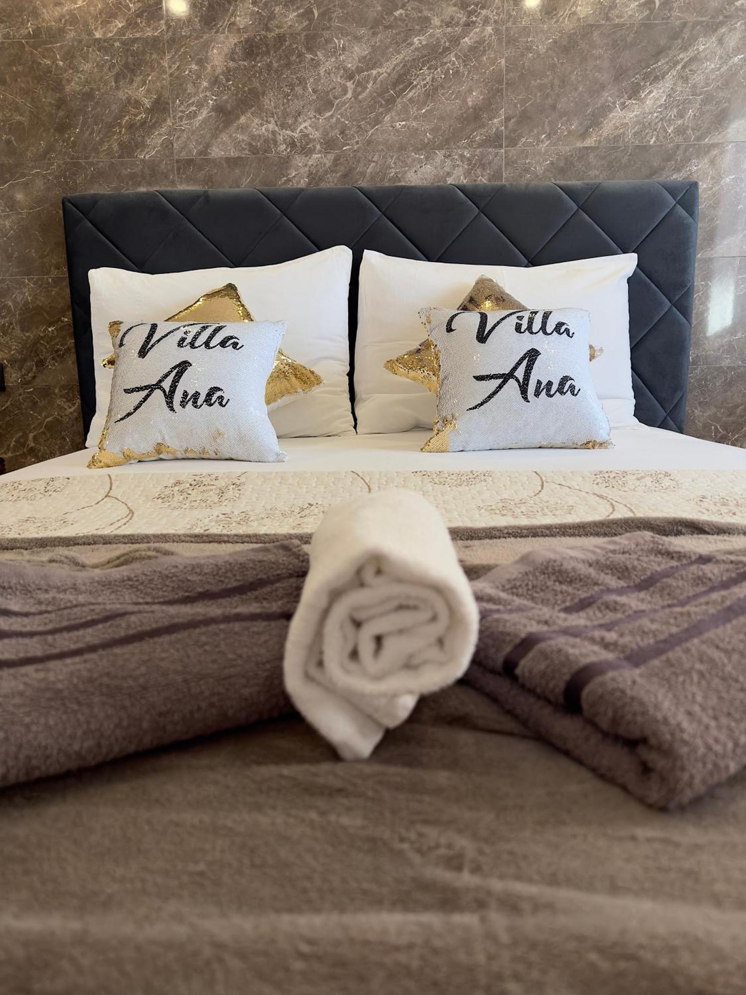 Villa Ana Kaštel Sućurac Buitenkant foto