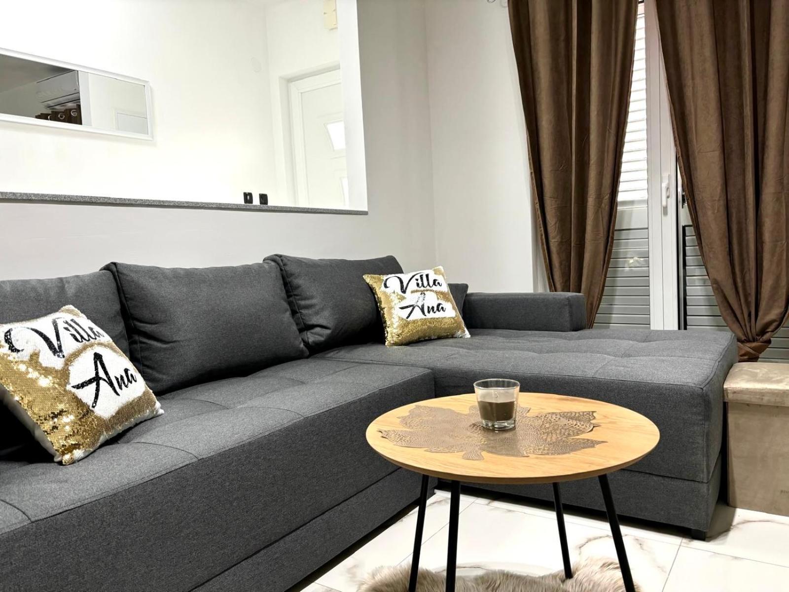Villa Ana Kaštel Sućurac Buitenkant foto