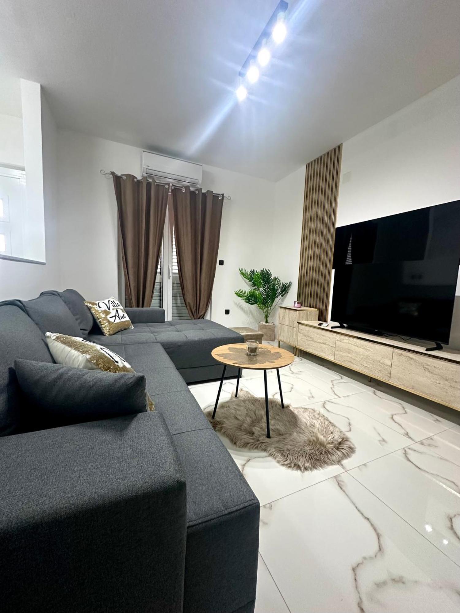 Villa Ana Kaštel Sućurac Buitenkant foto